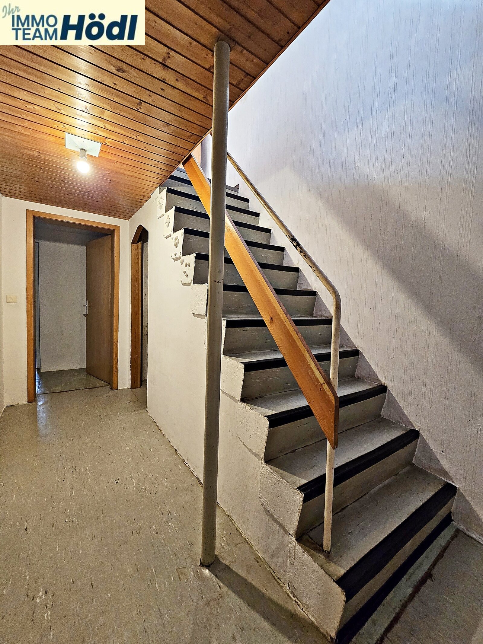 Treppe ins UG