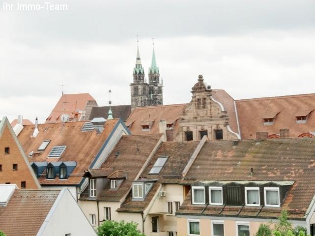 Nürnberg: Toprenovierte Maisonettenwohnung über den Dächern von Nürnberg-Sebald, auch für Kapitalanleger geeignet  Nürnberg: Toprenovierte Maisonettenwohnung über den Dächern von Nürnberg-Sebald, auch für Kapitalanleger geeignet