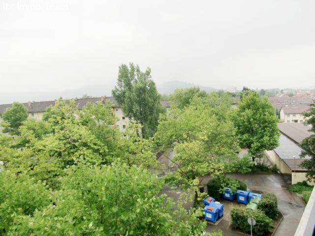 Reutlingen: Gut geschnittene 3-Zimmerwohnung mit großem Balkon  Reutlingen: Gut geschnittene 3-Zimmerwohnung mit großem Balkon