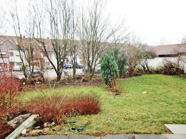 Tübingen-Lustnau: Helle Wohnung mit Terrasse und Garage auf dem Herrlesberg  Tübingen-Lustnau: Helle Wohnung mit Terrasse und Garage auf dem Herrlesberg
