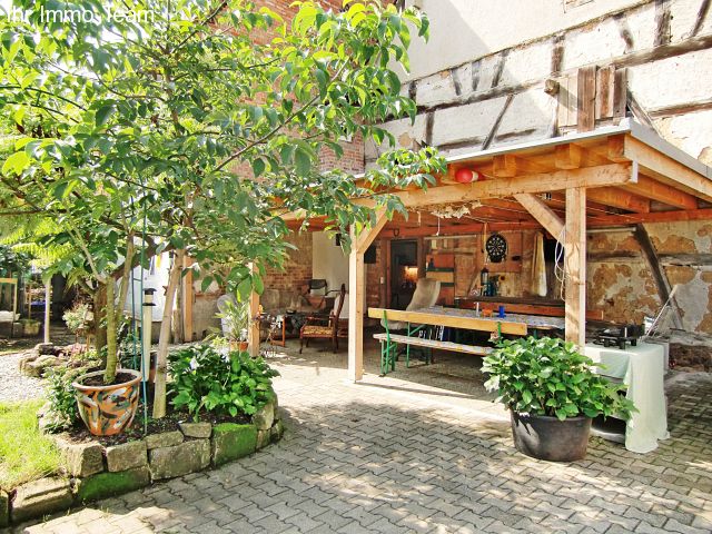 Reutlingen: Komplett kernsaniert und liebevoll renoviertes Bauernhaus mit ausbaufähiger Scheune  Reutlingen: Komplett kernsaniert und liebevoll renoviertes Bauernhaus mit ausbaufähiger Scheune