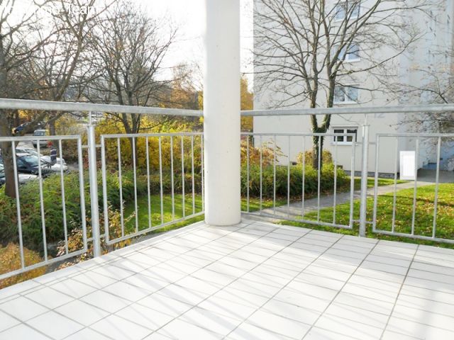Rottenburg am Neckar: *Lichtdurchflutete*  3 - Zimmer - Wohnung sucht neuen Besitzer  Rottenburg am Neckar: *Lichtdurchflutete*  3 - Zimmer - Wohnung sucht neuen Besitzer