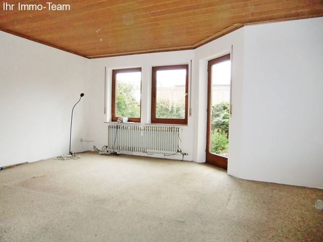 Reutlingen: Herrliche Wohnung mit Terrasse und Gartenanteil in ruhiger Lage  Reutlingen: Herrliche Wohnung mit Terrasse und Gartenanteil in ruhiger Lage