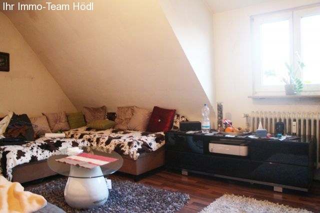 Stuttgart: Handwerker aufgepasst ! Sanierungsbedürftige 3-4 Zimmerwohnung  Stuttgart: Handwerker aufgepasst ! Sanierungsbedürftige 3-4 Zimmerwohnung
