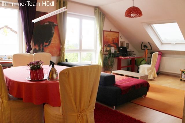 Nehren: Einziehen und Wohlfühlen - die Ideale Singlewohnung mit Balkon, Carport  Nehren: Einziehen und Wohlfühlen - die Ideale Singlewohnung mit Balkon, Carport